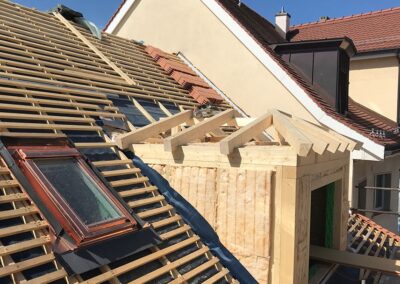 Gebäudehüllensanierung mit Nachdämmung des Daches