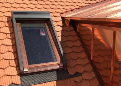 Einbau von Dachflächenfenster für mehr Lichteinfall